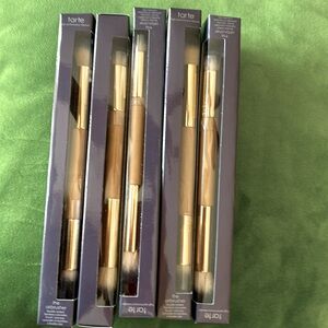 MOB selling remaining bridesmaids gift bag items: 10 Tarte brand Airbrushers